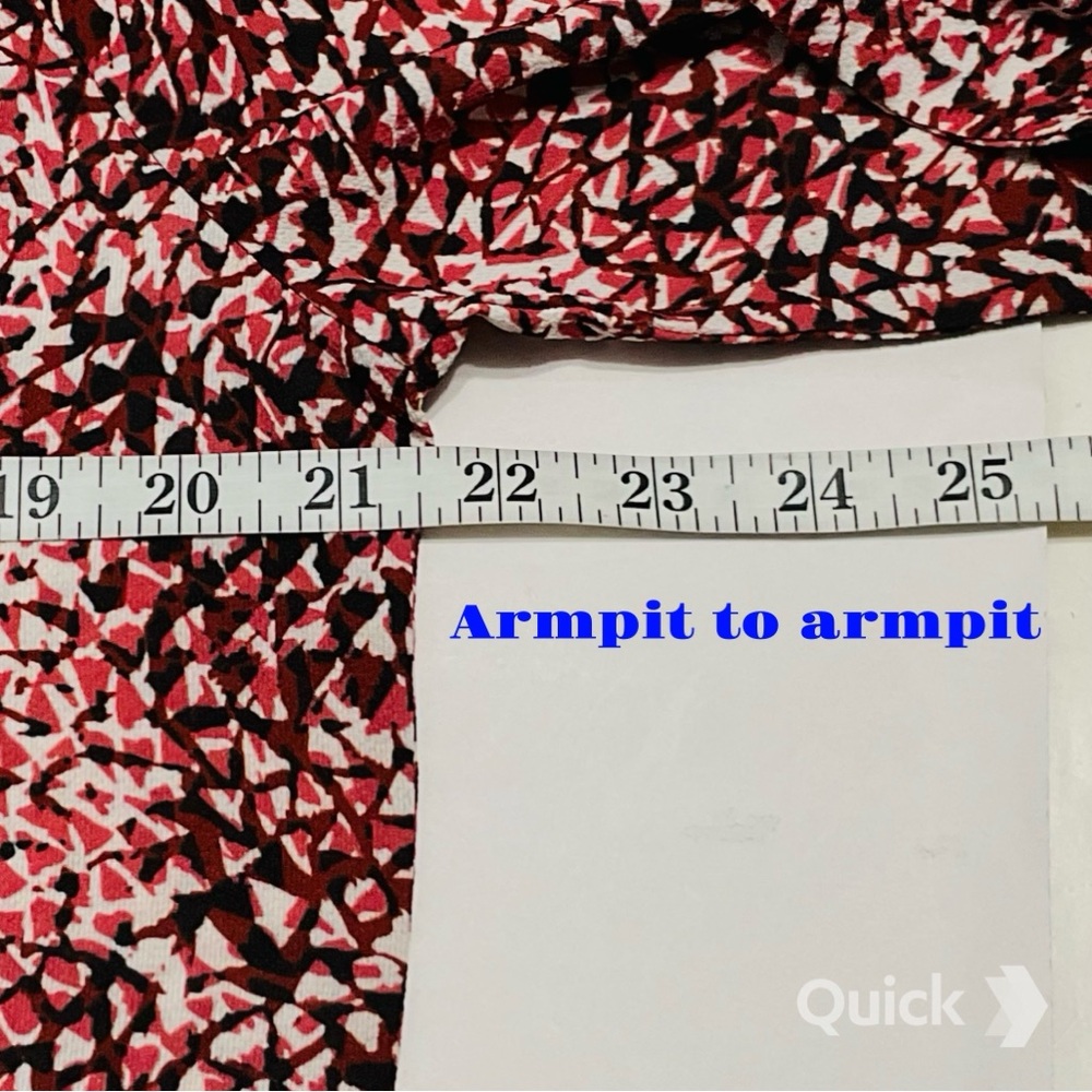 M - New Cathy Y Neckline 3/4 Sleeve Top - Picture 10 of 10